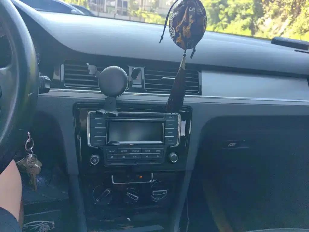 2015 Volkswagen Bora Value Edition 1.6L Manual Comfort Model — миниатюра 10