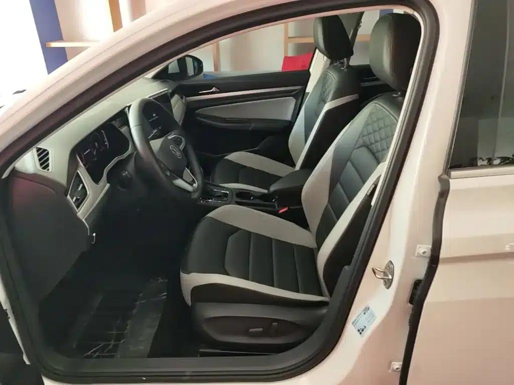 2023 Volkswagen Bora 300TSI DSG Premium Edition — миниатюра 15