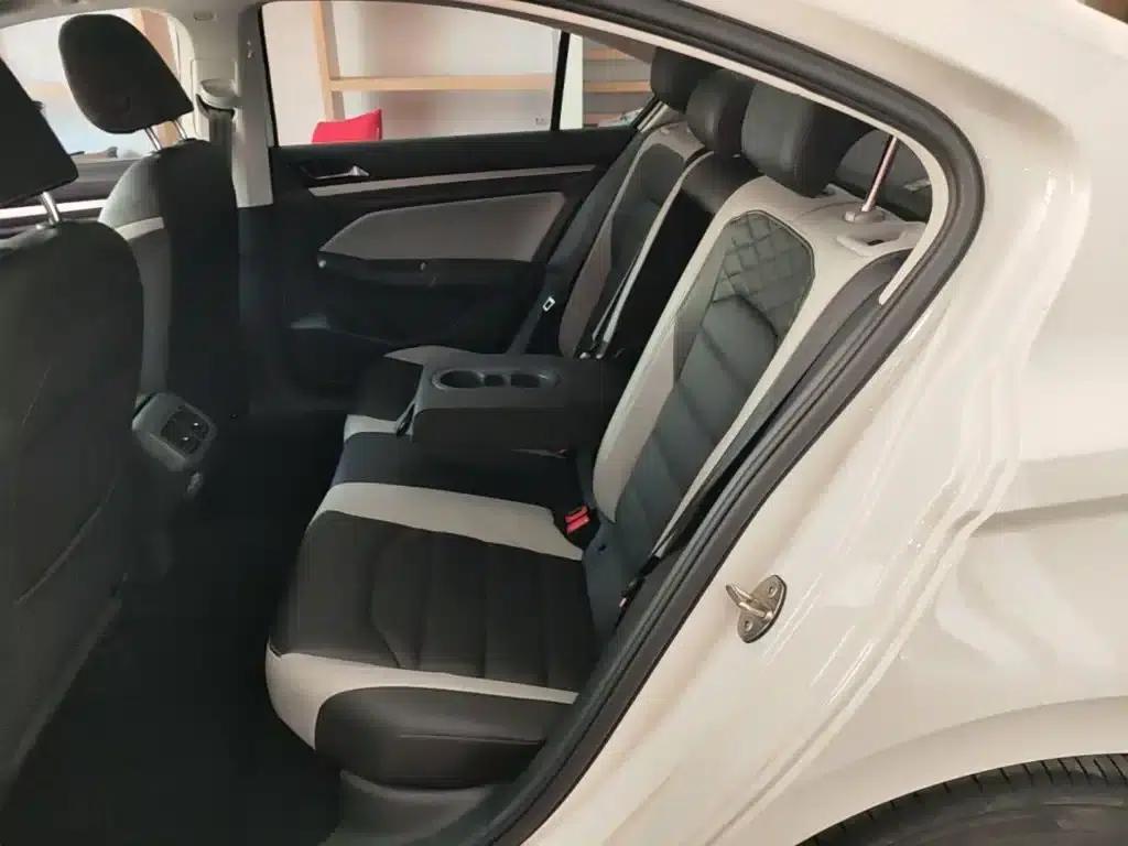 2023 Volkswagen Bora 300TSI DSG Premium Edition — миниатюра 17