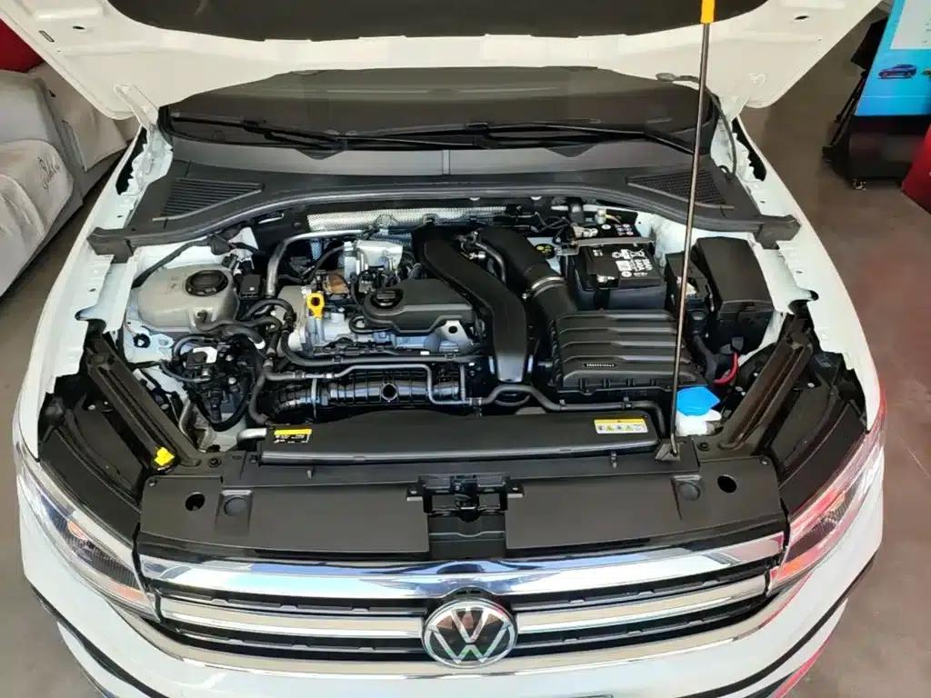 2023 Volkswagen Bora 300TSI DSG Premium Edition — миниатюра 20