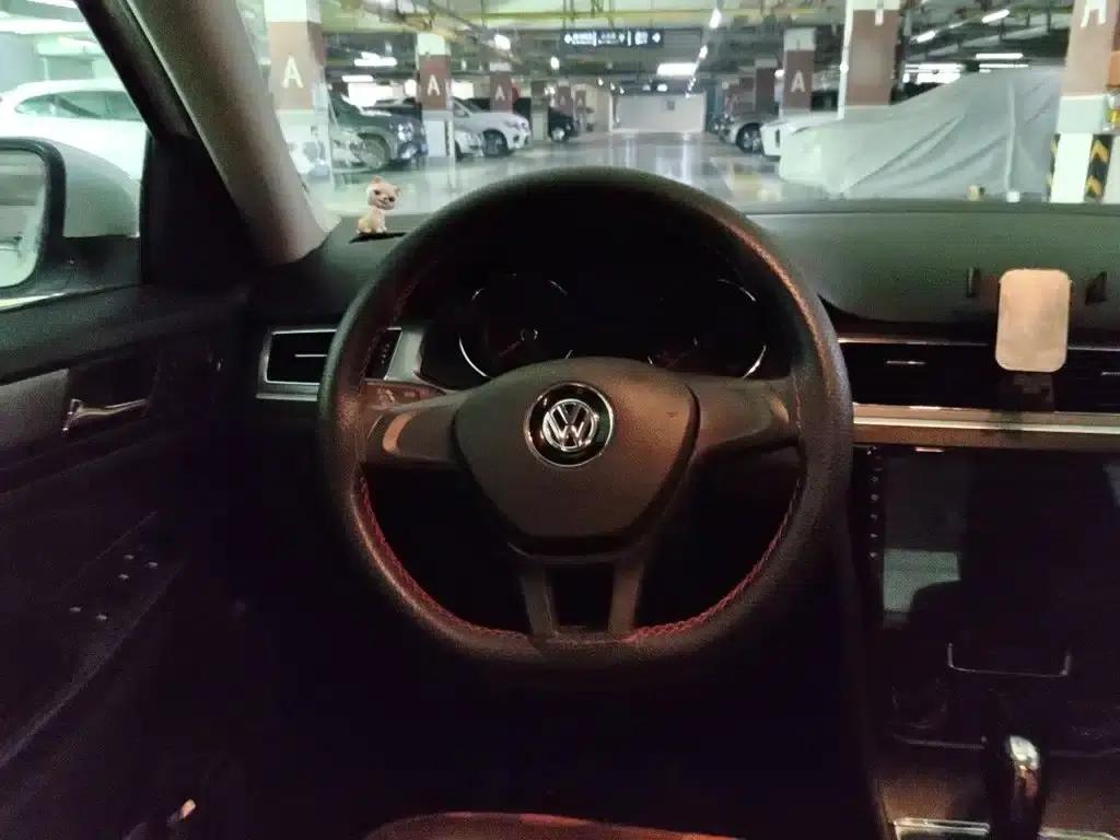 2018 Volkswagen Bora 1.5L Automatic Fashion Edition — миниатюра 7