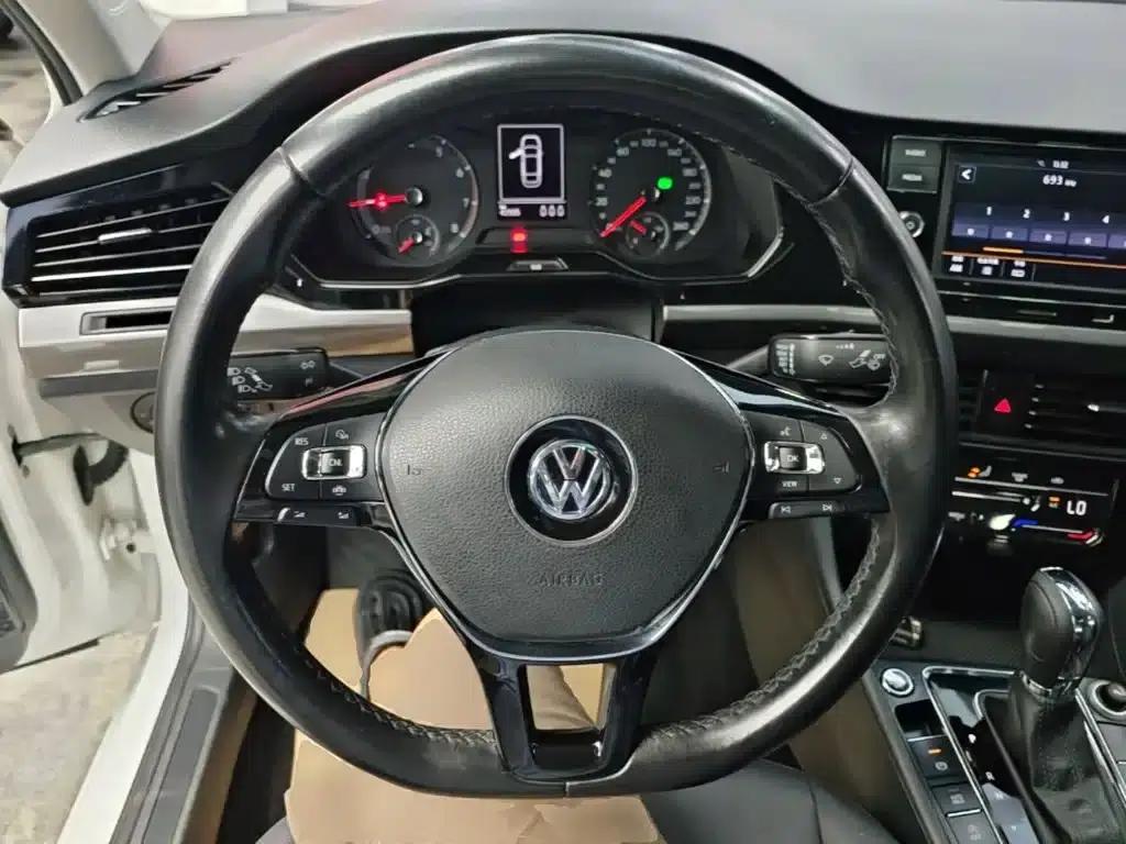 2020 Volkswagen Bora 1.5L Automatic Elite — миниатюра 11