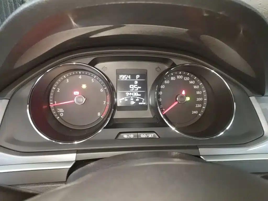 2018 Volkswagen Bora 1.5L Automatic Fashion Edition — миниатюра 12