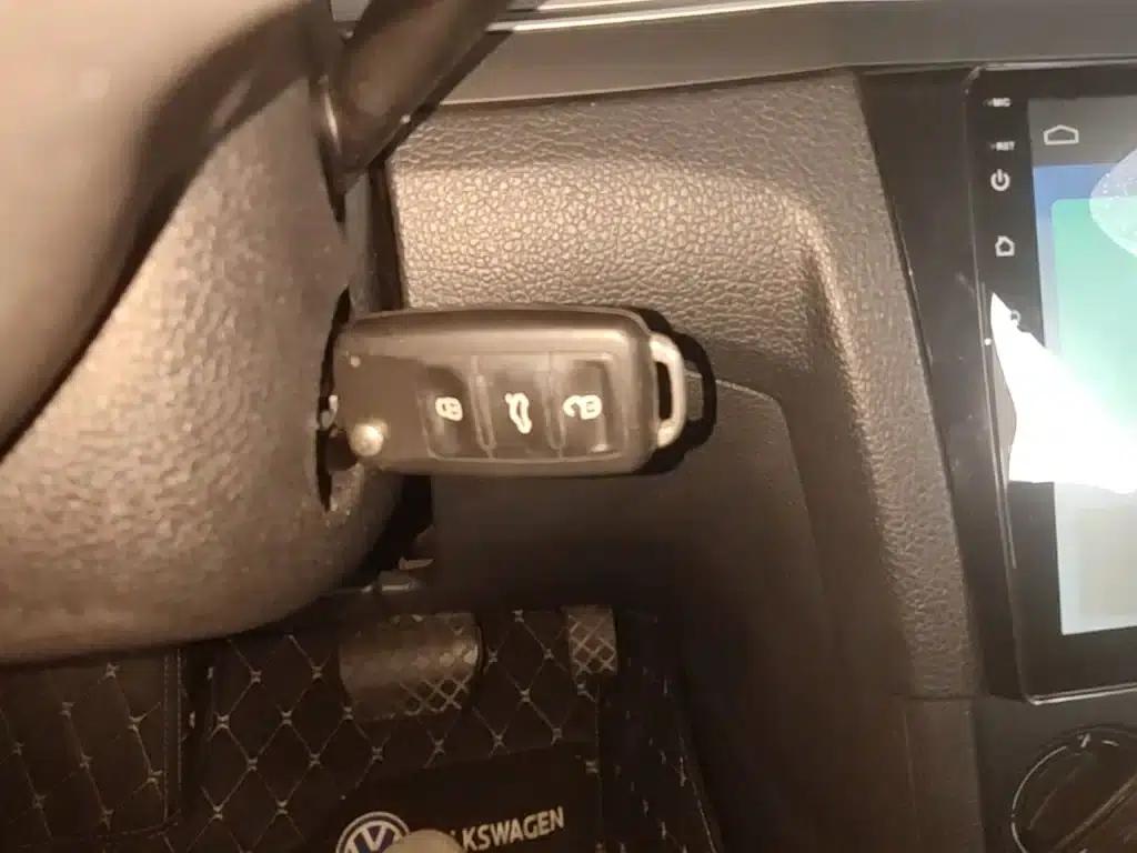 2018 Volkswagen Bora 1.5L Automatic Fashion Edition — миниатюра 9