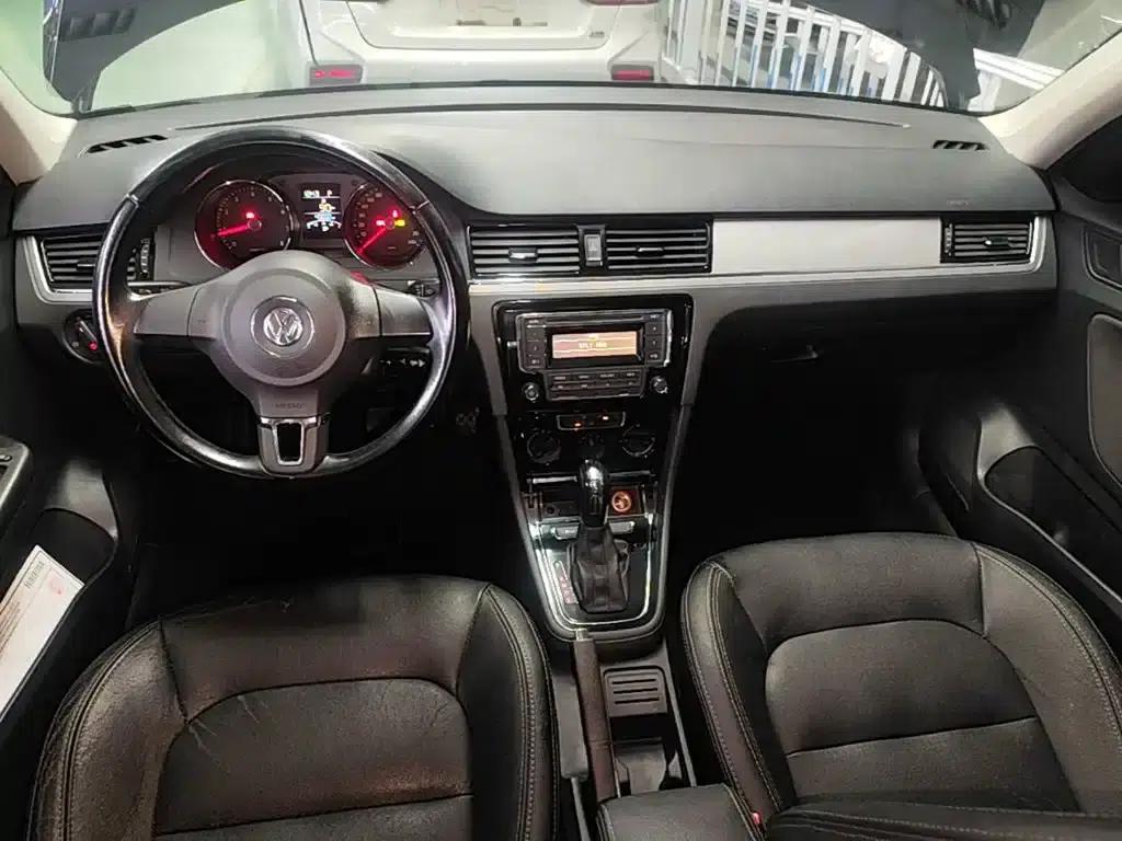 2014 Volkswagen Bora 1.6L Automatic Fashion Edition — миниатюра 13