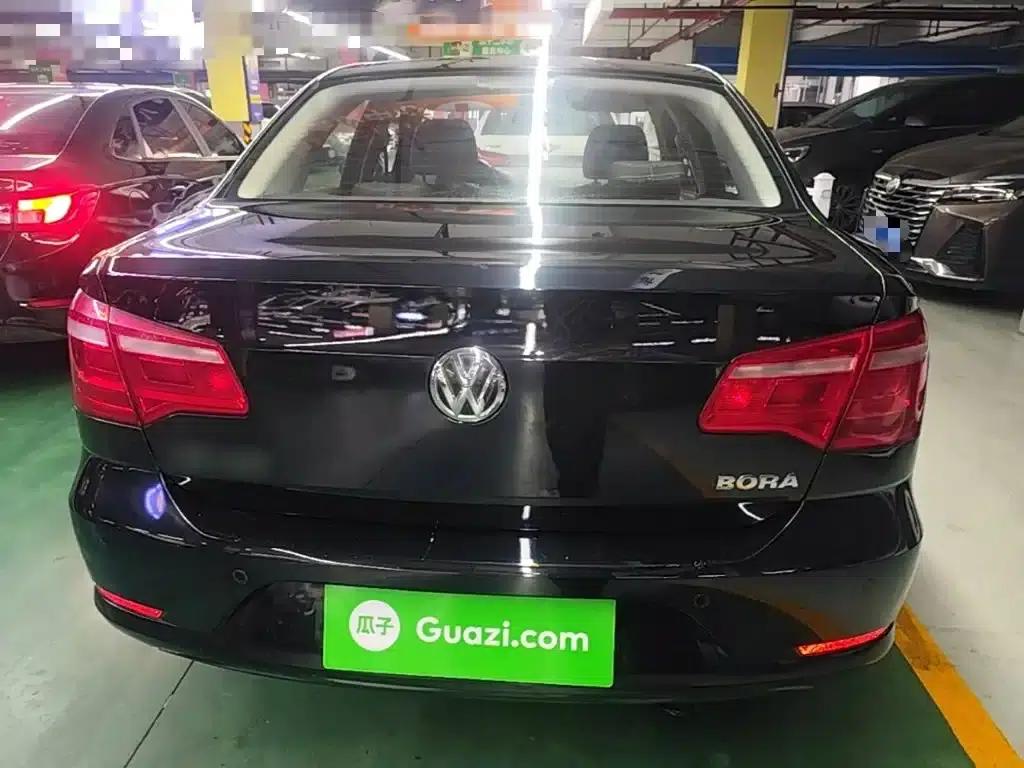 2014 Volkswagen Bora 1.6L Automatic Fashion Edition — миниатюра 6