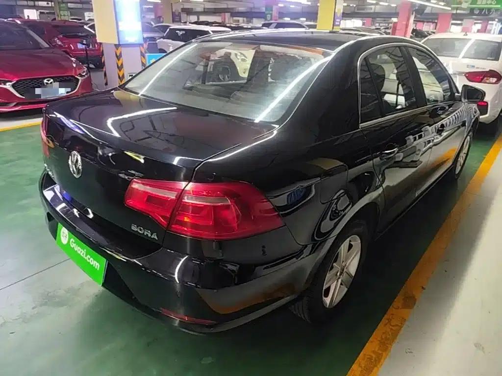 2014 Volkswagen Bora 1.6L Automatic Fashion Edition — миниатюра 7