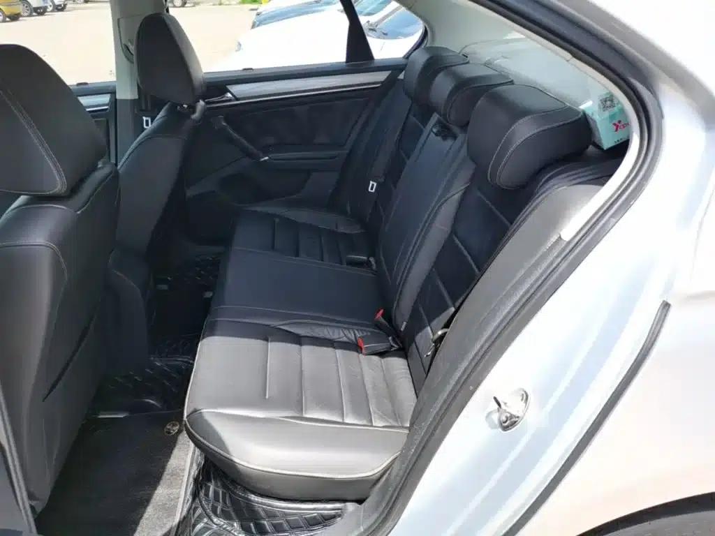 2016 Volkswagen Bora 1.6L Automatic Comfort Model — миниатюра 17