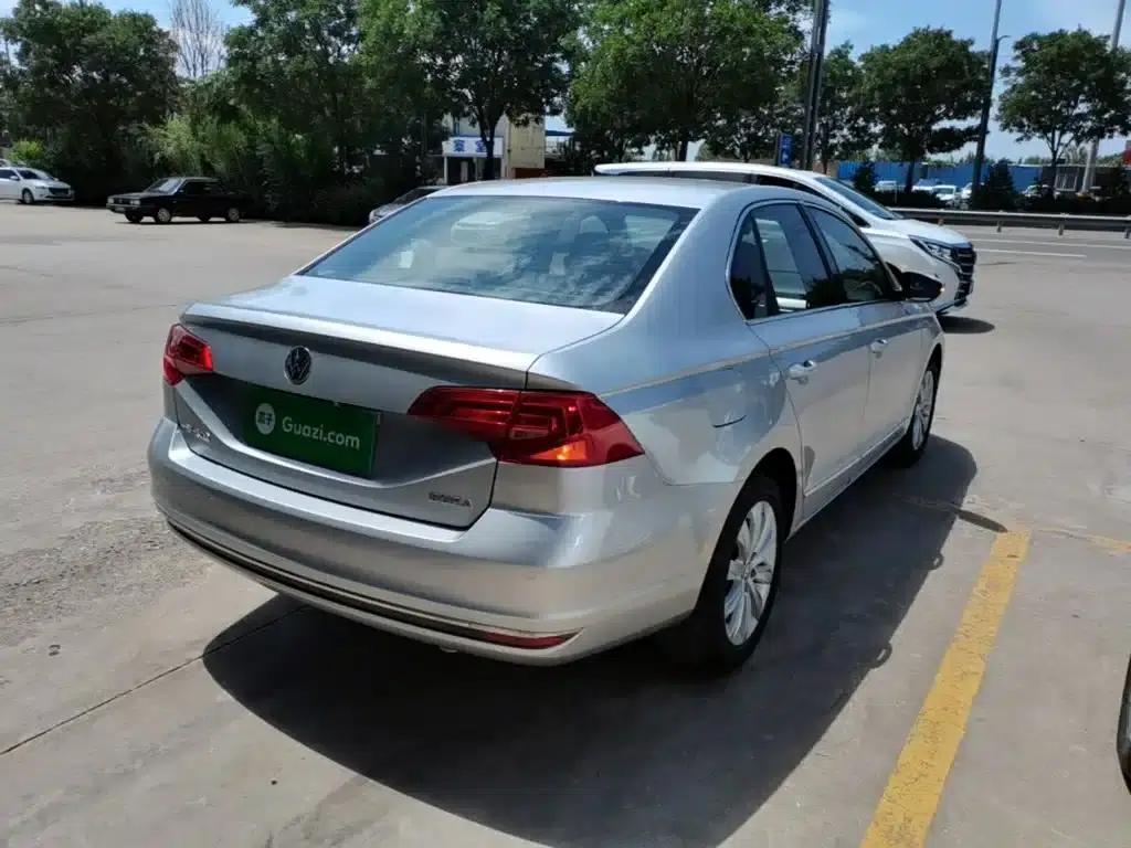 2016 Volkswagen Bora 1.6L Automatic Comfort Model — миниатюра 7