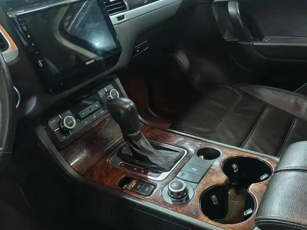 2011 Touareg 3.0TSI Standard Edition — миниатюра 4