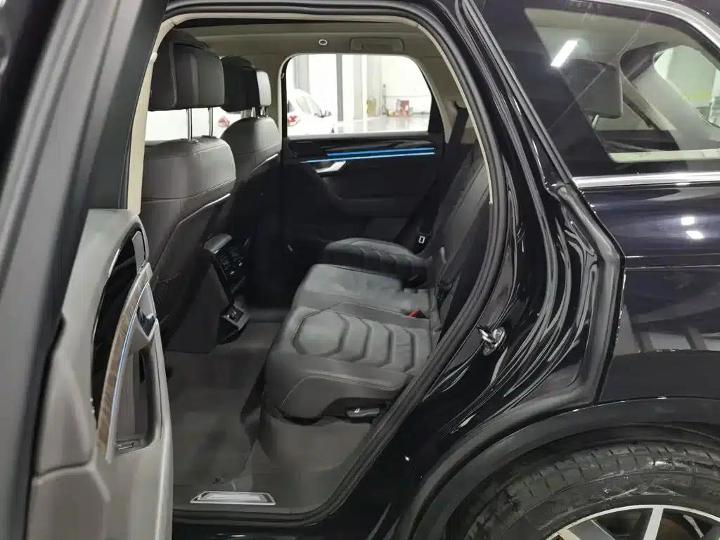 Touareg 2021 3.0TSI R-Line Classic Sport Package — миниатюра 15