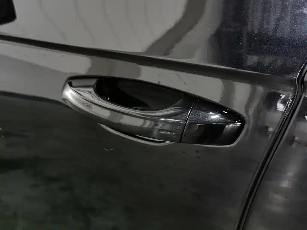 Touareg 2021 3.0TSI R-Line Classic Sport Package — миниатюра 18