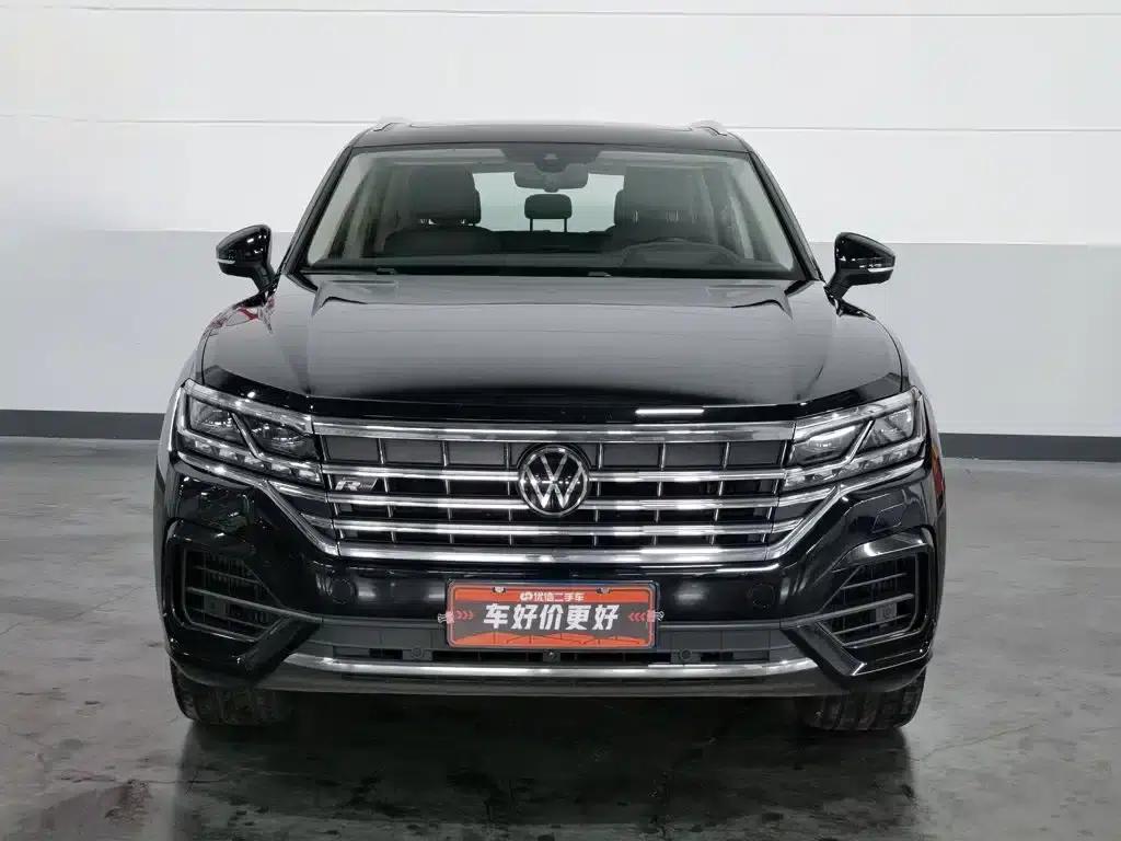 Touareg 2021 3.0TSI R-Line Classic Sport Package — миниатюра 3