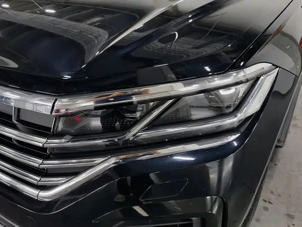 Touareg 2021 3.0TSI R-Line Classic Sport Package — миниатюра 7