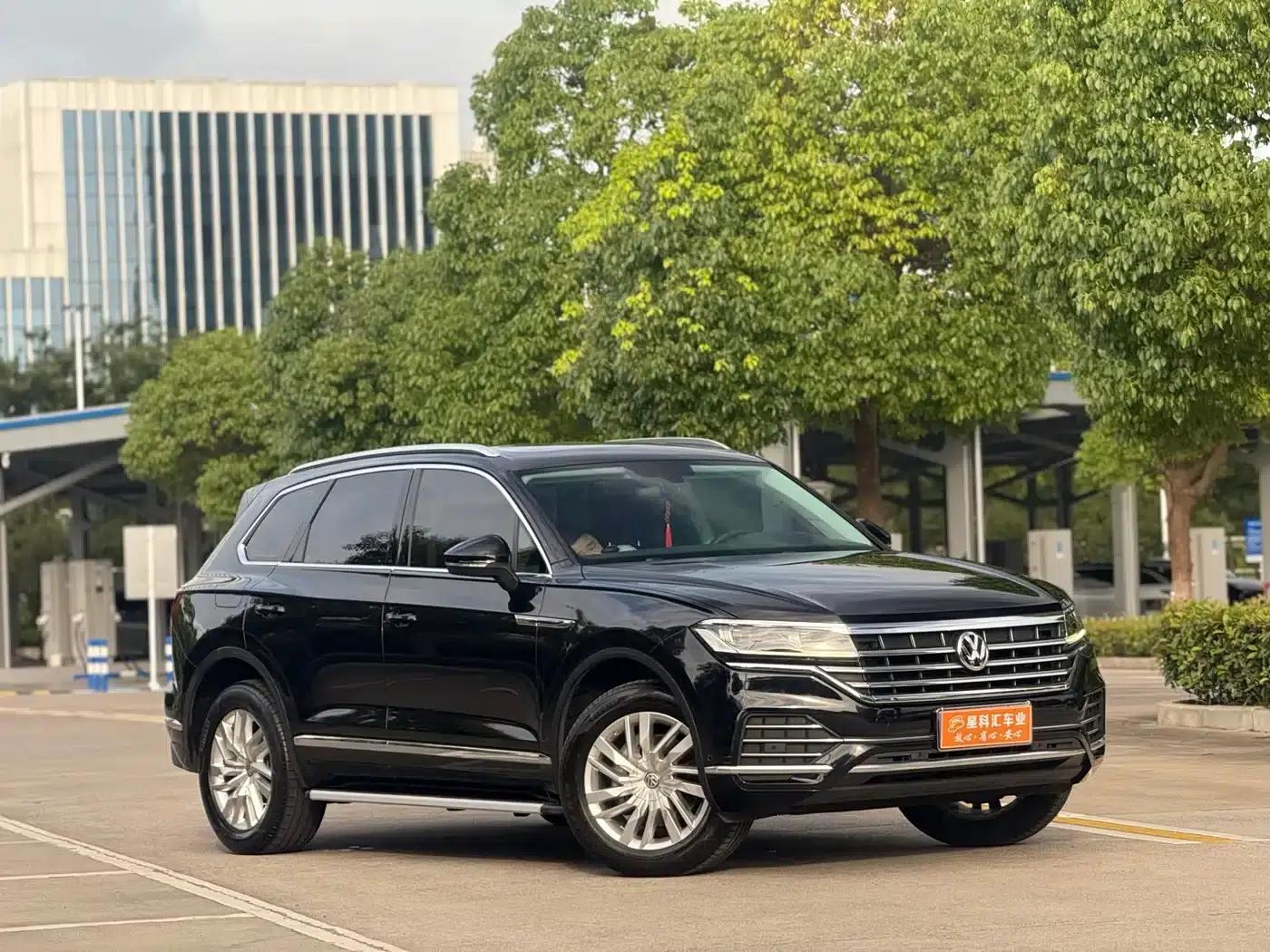 Touareg 2019 2.0TSI R-Line Edition (China VI Emission Standard) — миниатюра 2