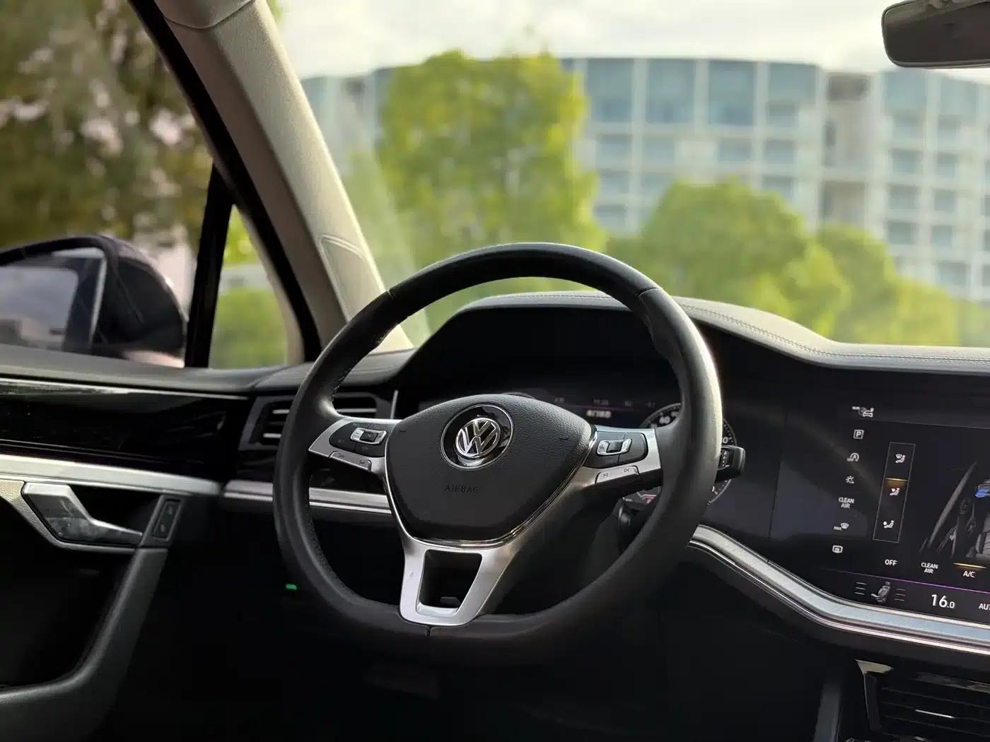 Touareg 2019 2.0TSI R-Line Edition (China VI Emission Standard) — миниатюра 11