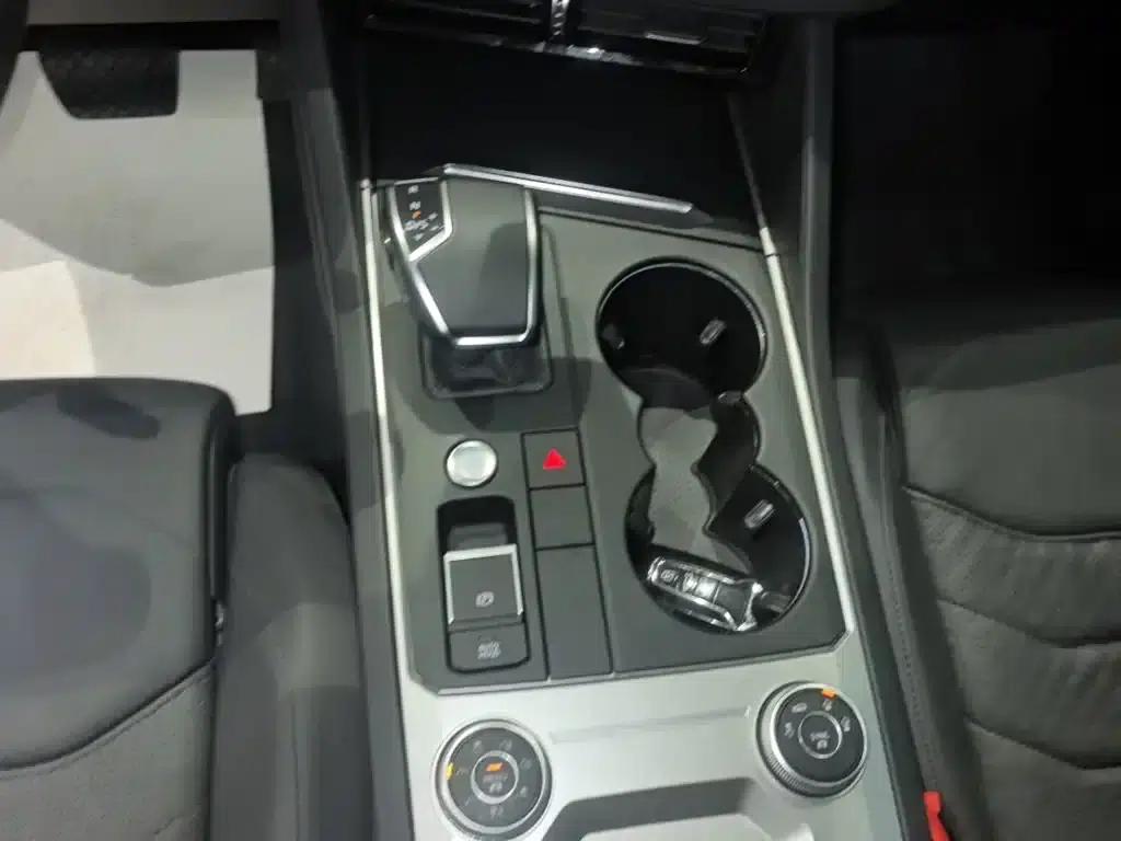 Touareg 2021 2.0TSI Navigator Special Edition — миниатюра 14