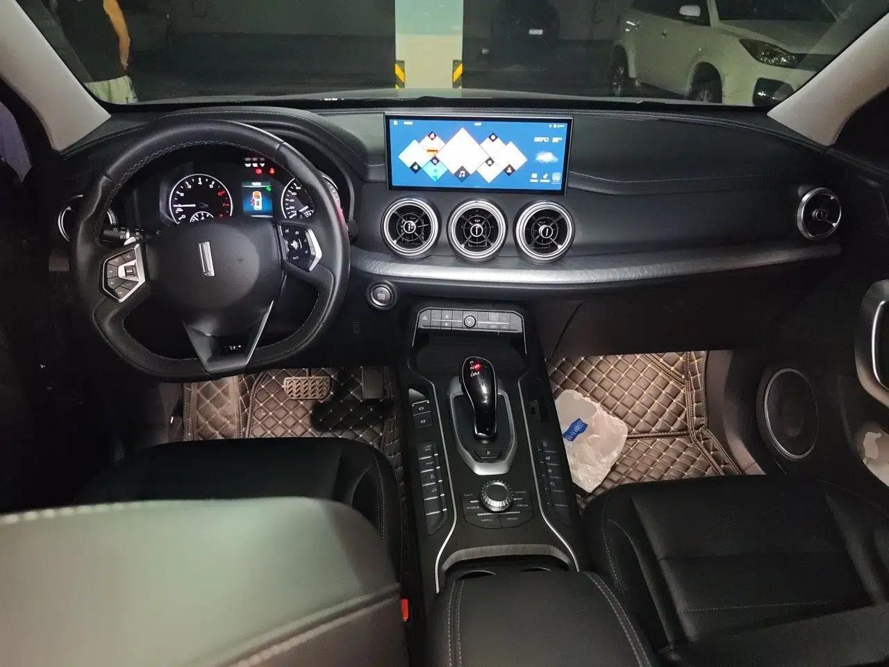 Wey VV5 2020 1.5T Two-Wheel Drive Color Pioneer — миниатюра 6
