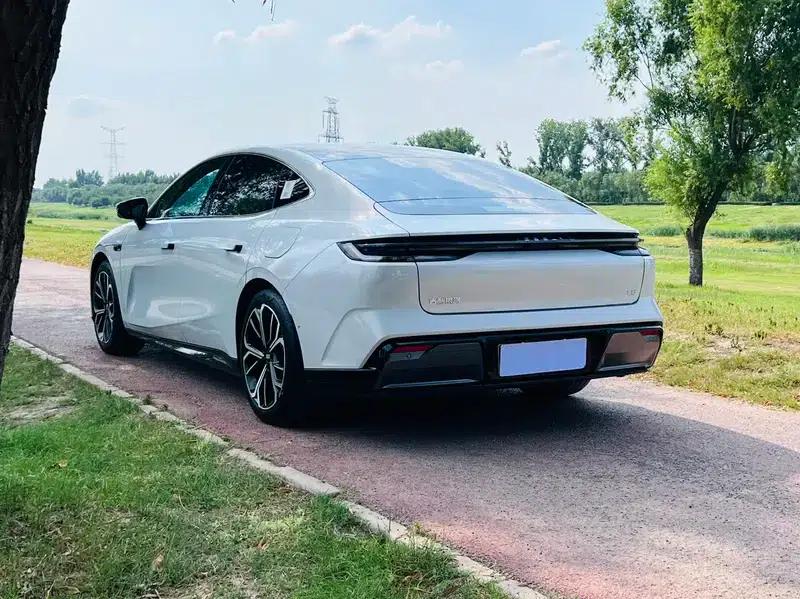 Galaxy E8 2025 Model 700km Long-Range Intelligent Driving Edition — миниатюра 4