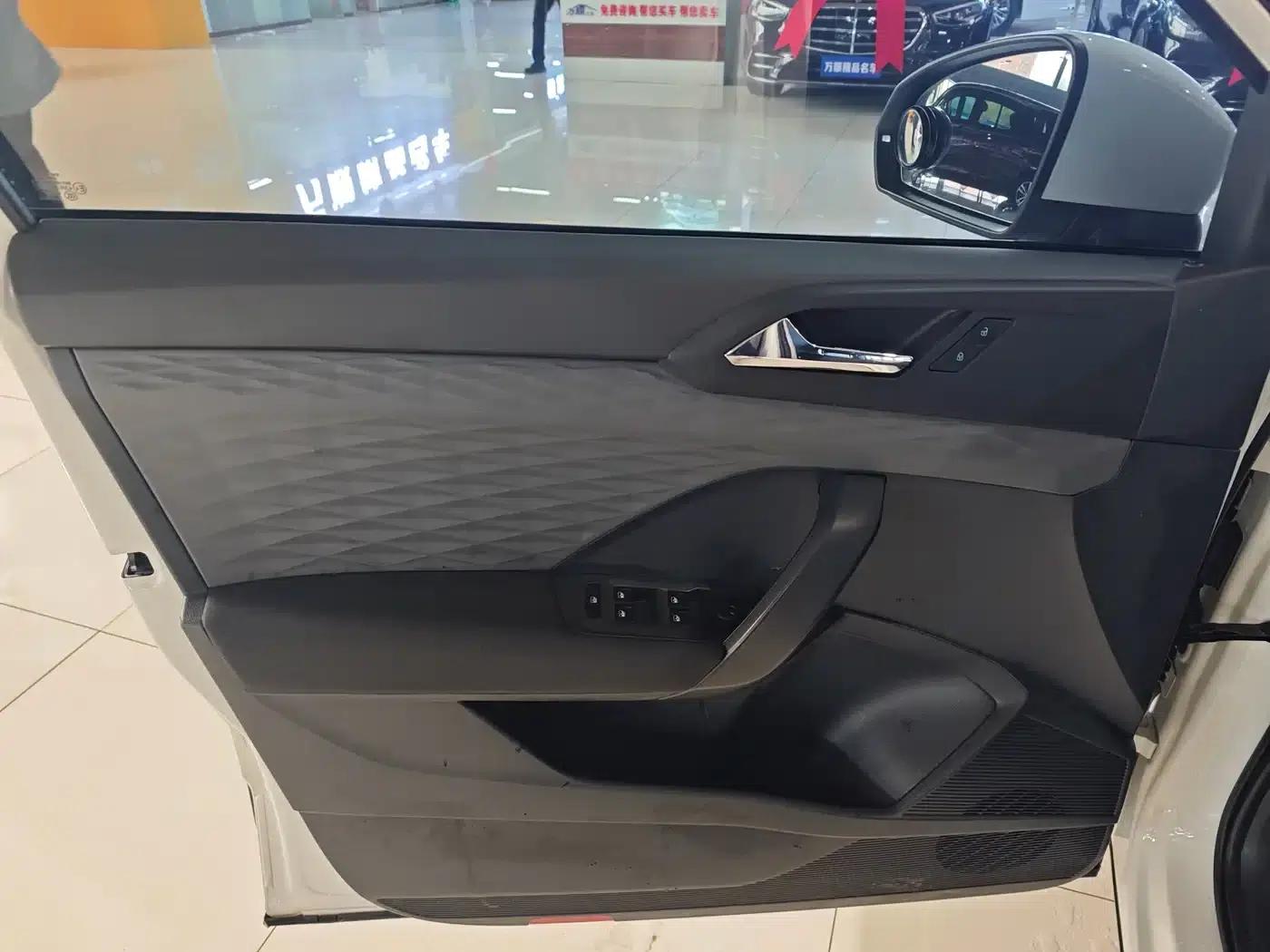 Tharu 2021 280TSI 2WD Fashion Edition — миниатюра 9