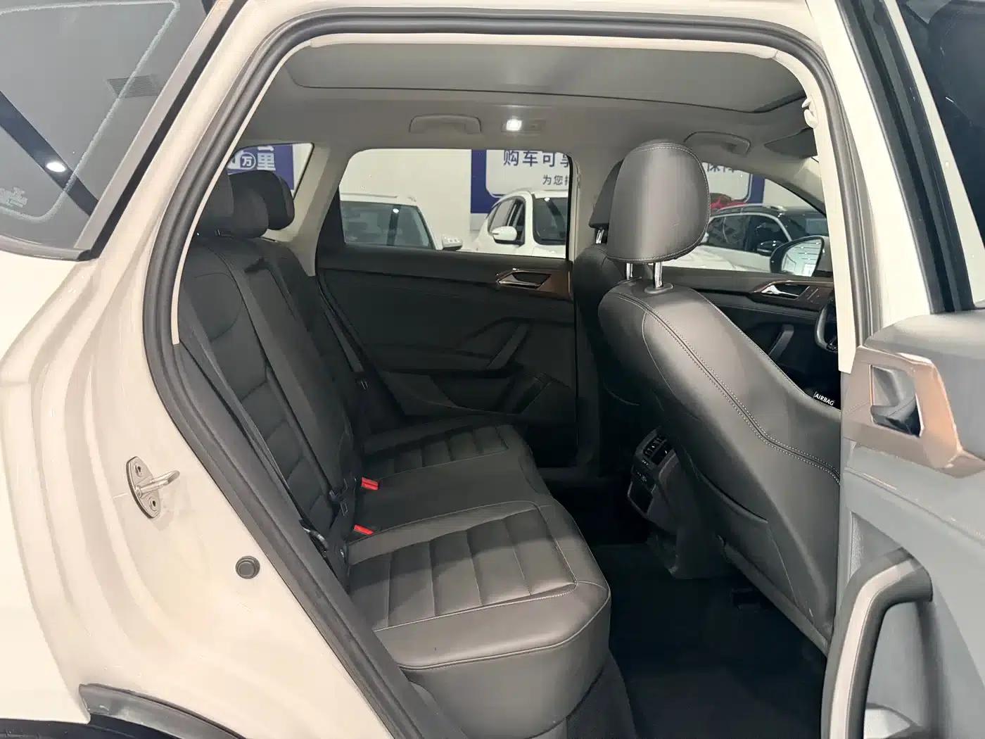 Tharu 2021 280TSI 2WD Luxury Edition — миниатюра 11