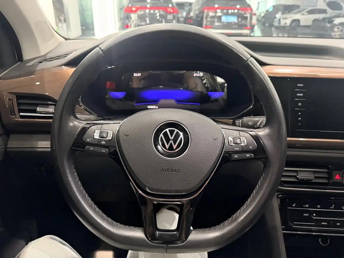 Tharu 2021 280TSI 2WD Luxury Edition — миниатюра 21