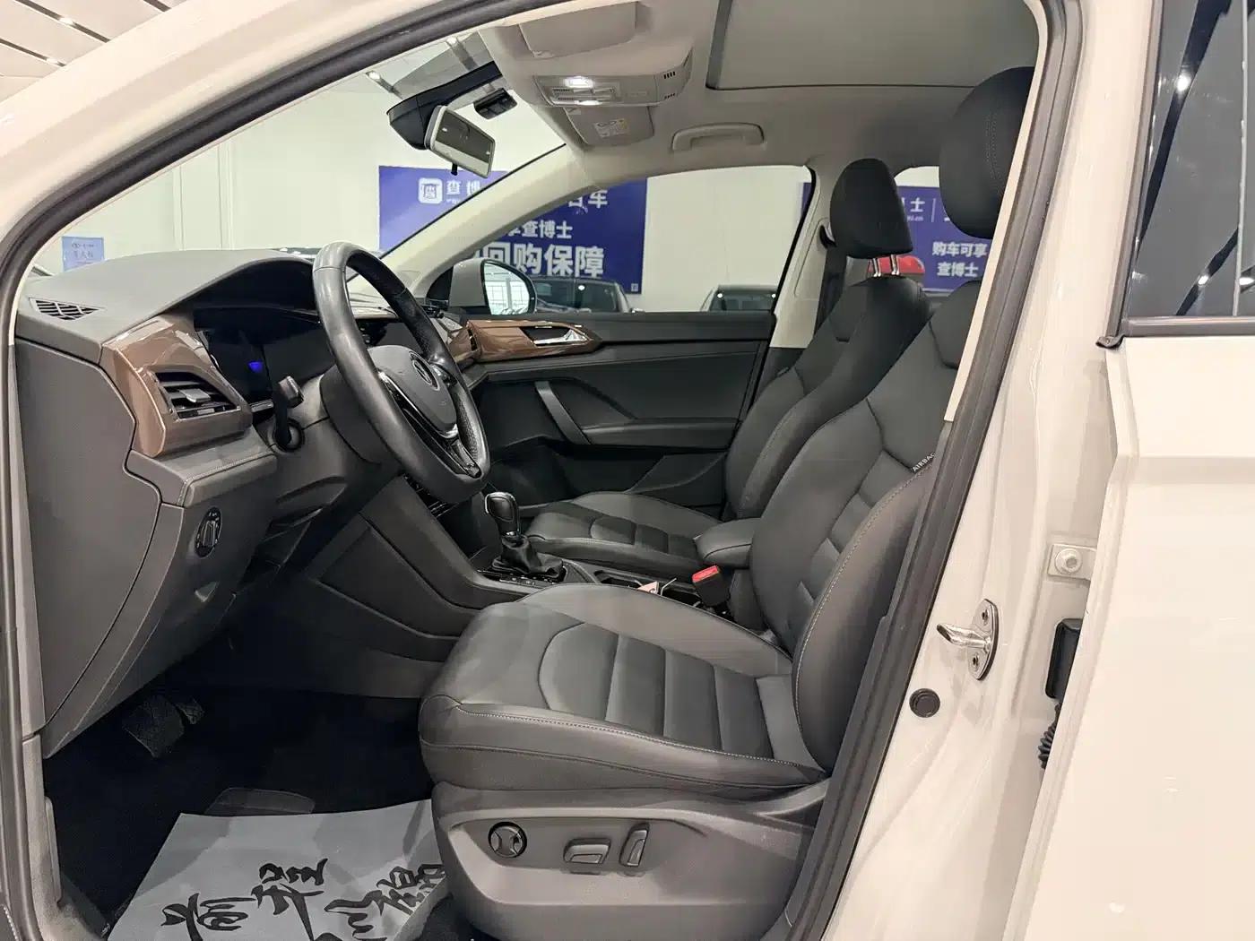 Tharu 2021 280TSI 2WD Luxury Edition — миниатюра 10