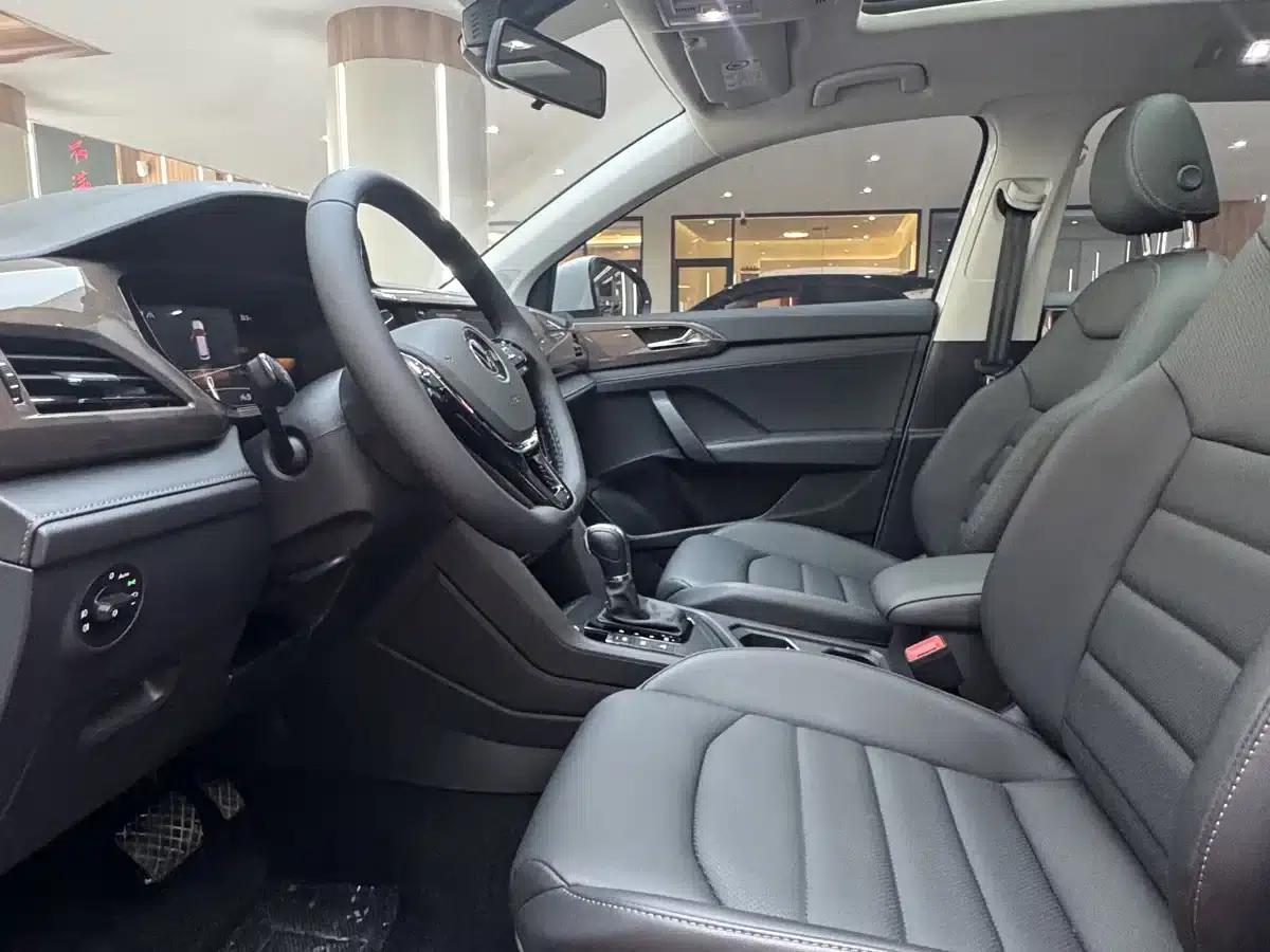 Tharu 2022 280TSI 2WD Luxury Edition — миниатюра 13