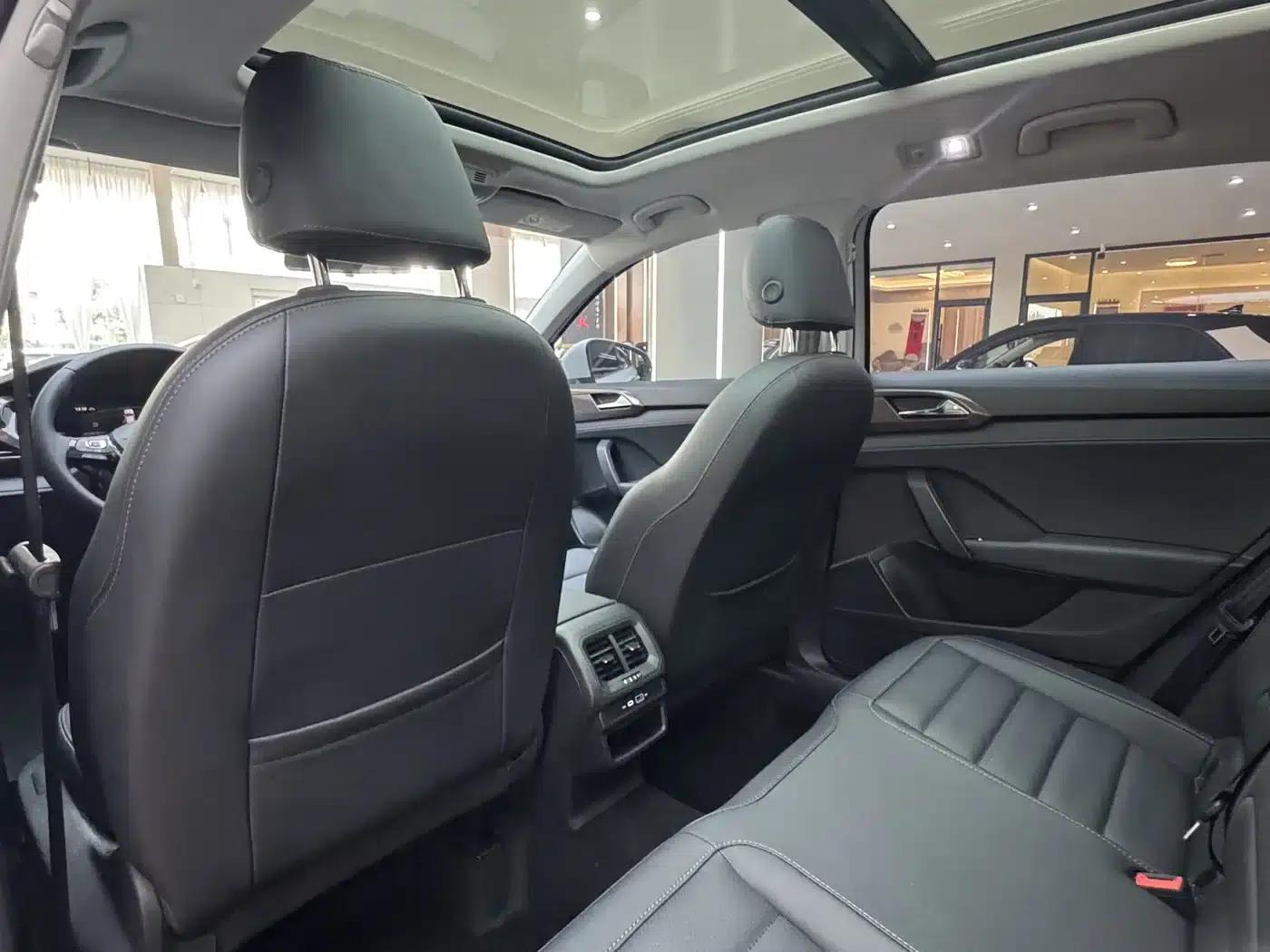 Tharu 2022 280TSI 2WD Luxury Edition — миниатюра 14