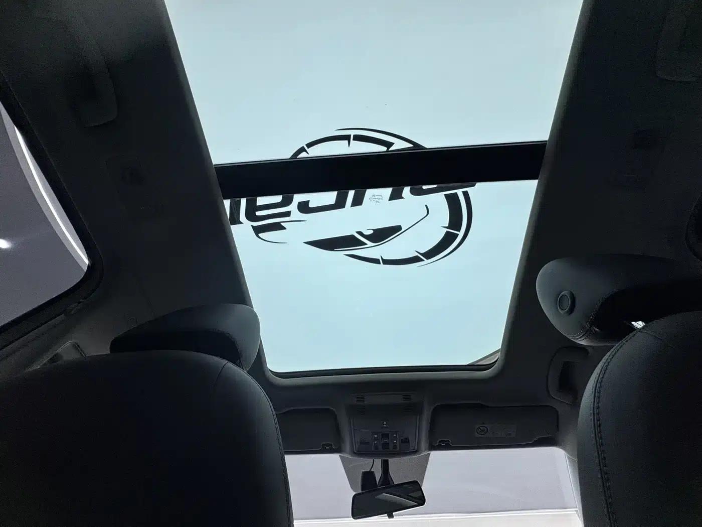 Tharu 2022 280TSI 2WD Luxury Edition — миниатюра 18