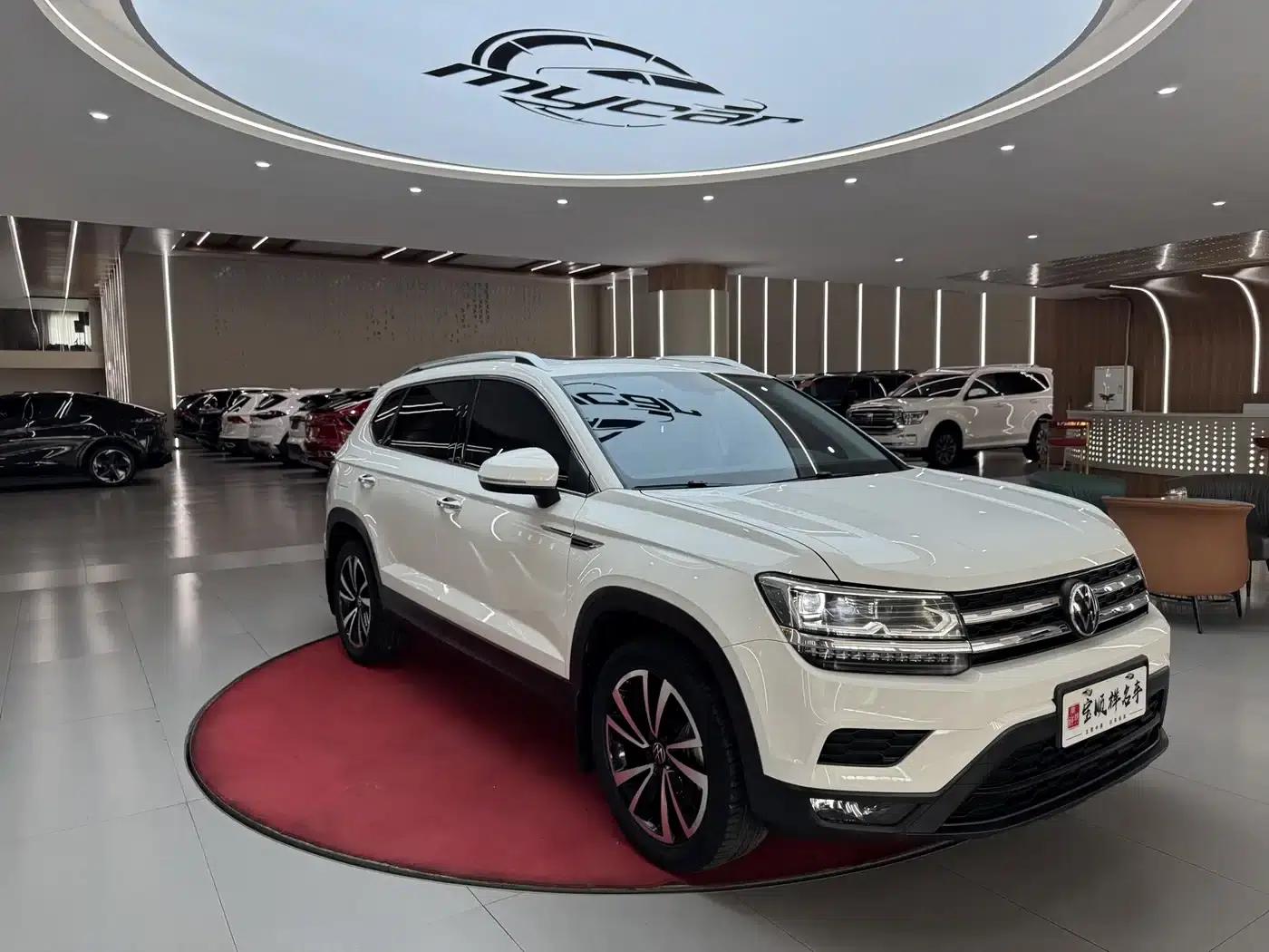 Tharu 2022 280TSI 2WD Luxury Edition — миниатюра 3