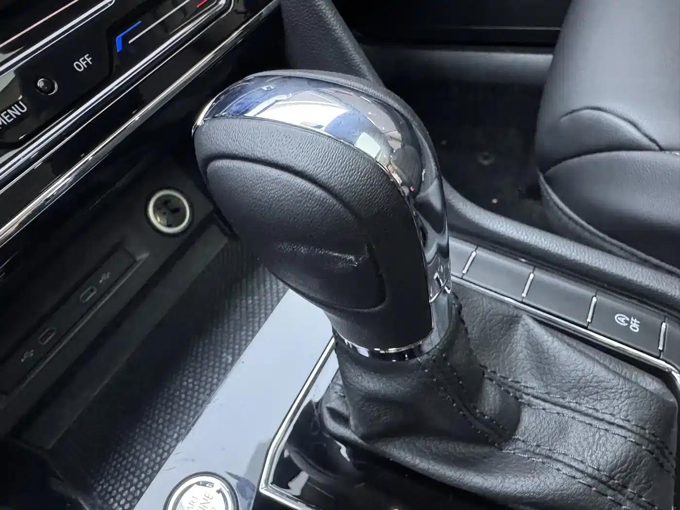 Tharu 2022 280TSI 2WD Luxury Edition — миниатюра 27