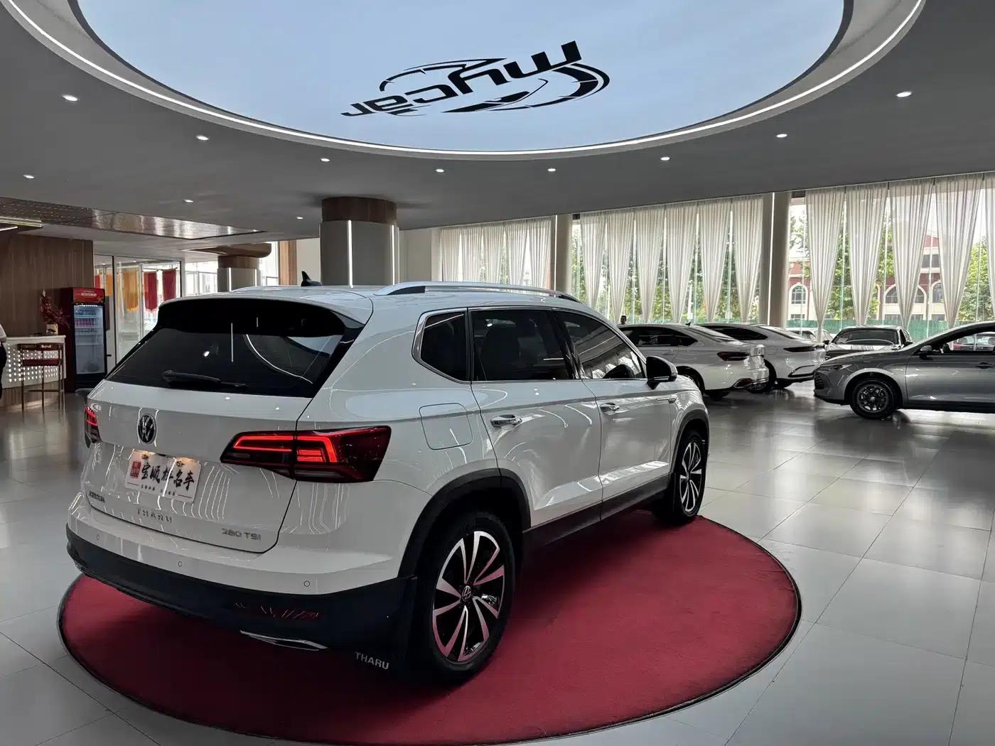 Tharu 2022 280TSI 2WD Luxury Edition — миниатюра 5