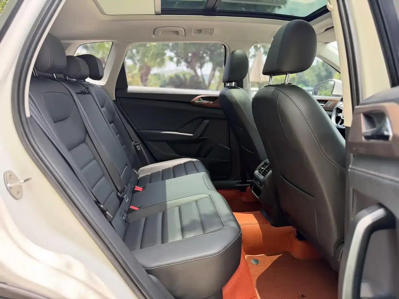 Tharu 2021 280TSI 2WD Luxury Edition PLUS — миниатюра 17