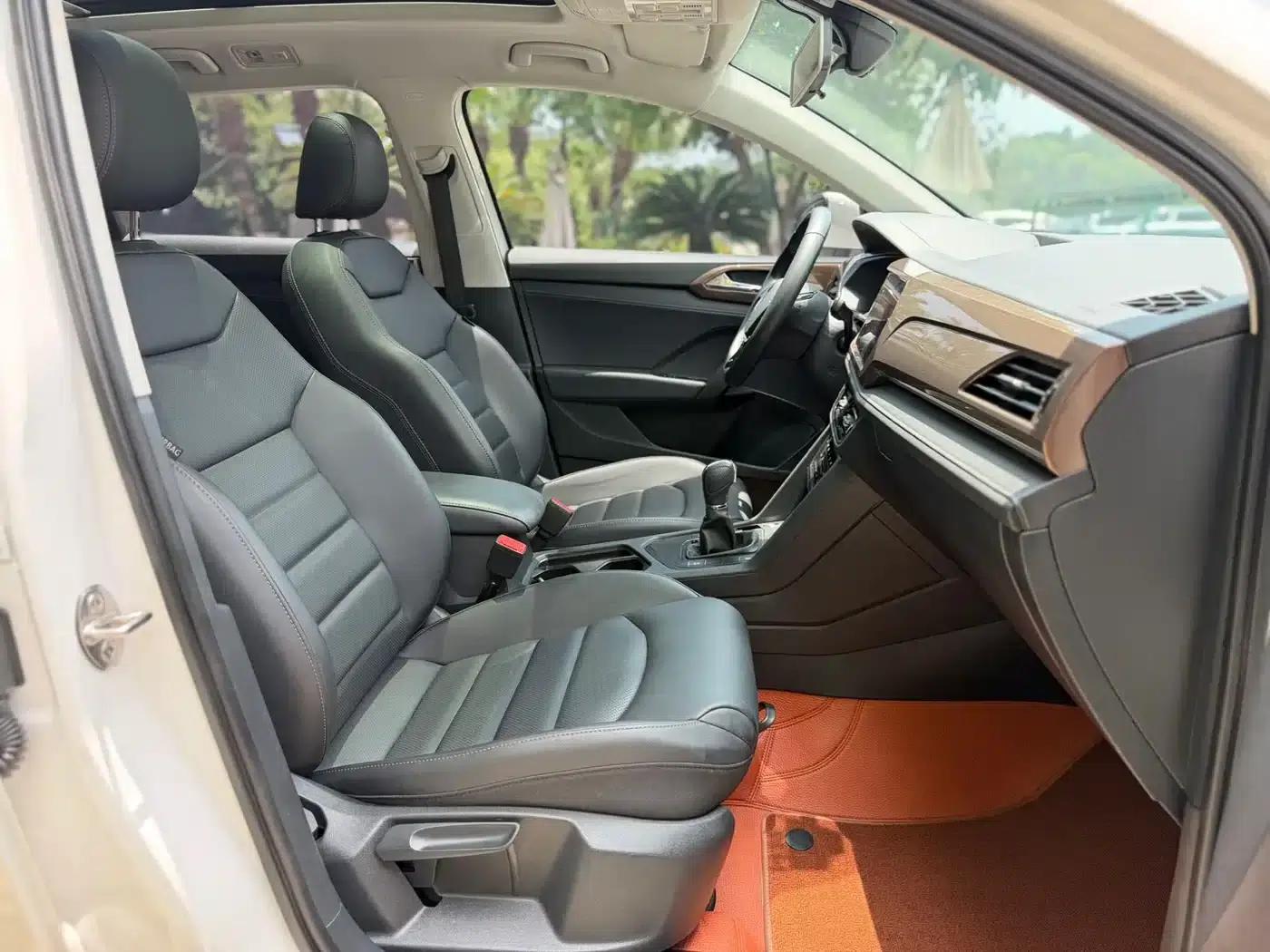 Tharu 2021 280TSI 2WD Luxury Edition PLUS — миниатюра 18
