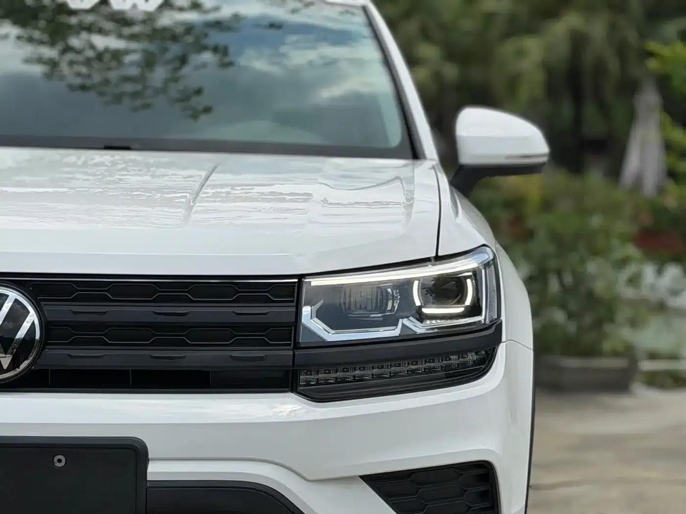 Tharu 2021 280TSI 2WD Luxury Edition PLUS — миниатюра 7