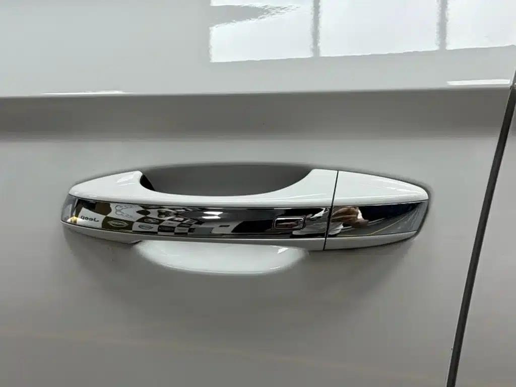 Tharu 2022 280TSI 2WD Luxury Edition — миниатюра 16