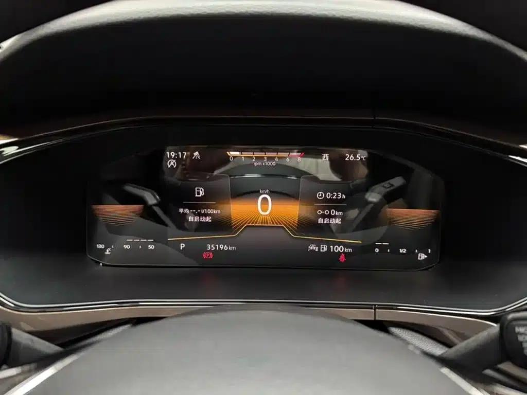 Tharu 2022 280TSI 2WD Luxury Edition — миниатюра 22