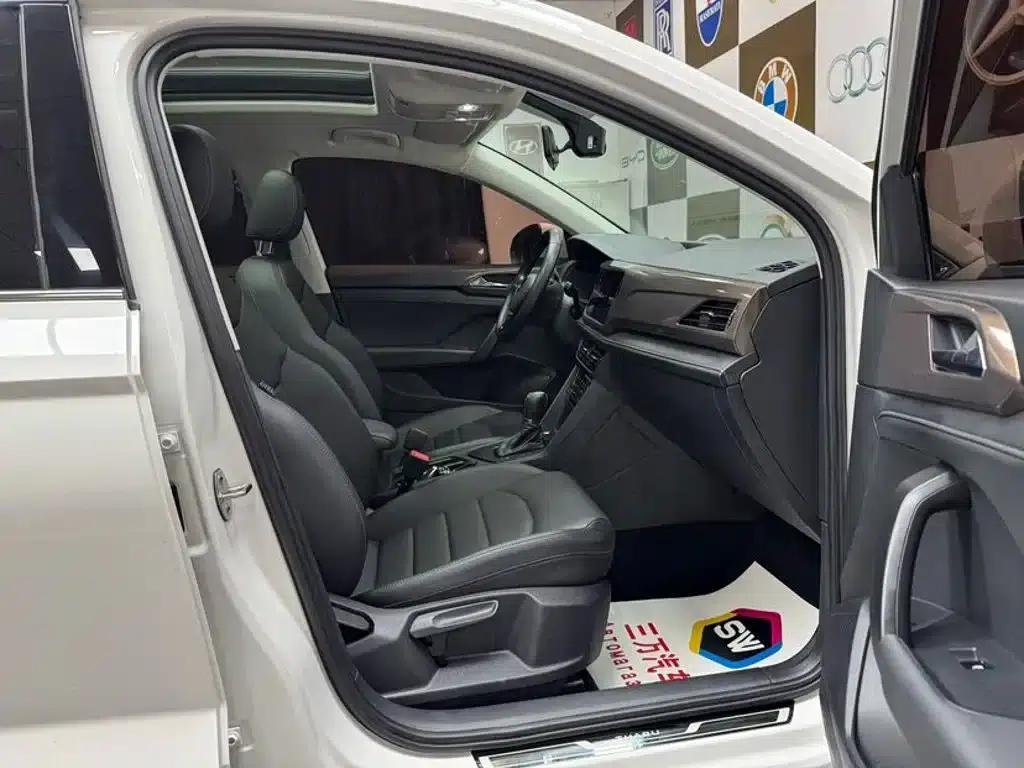 Tharu 2022 280TSI 2WD Luxury Edition — миниатюра 10