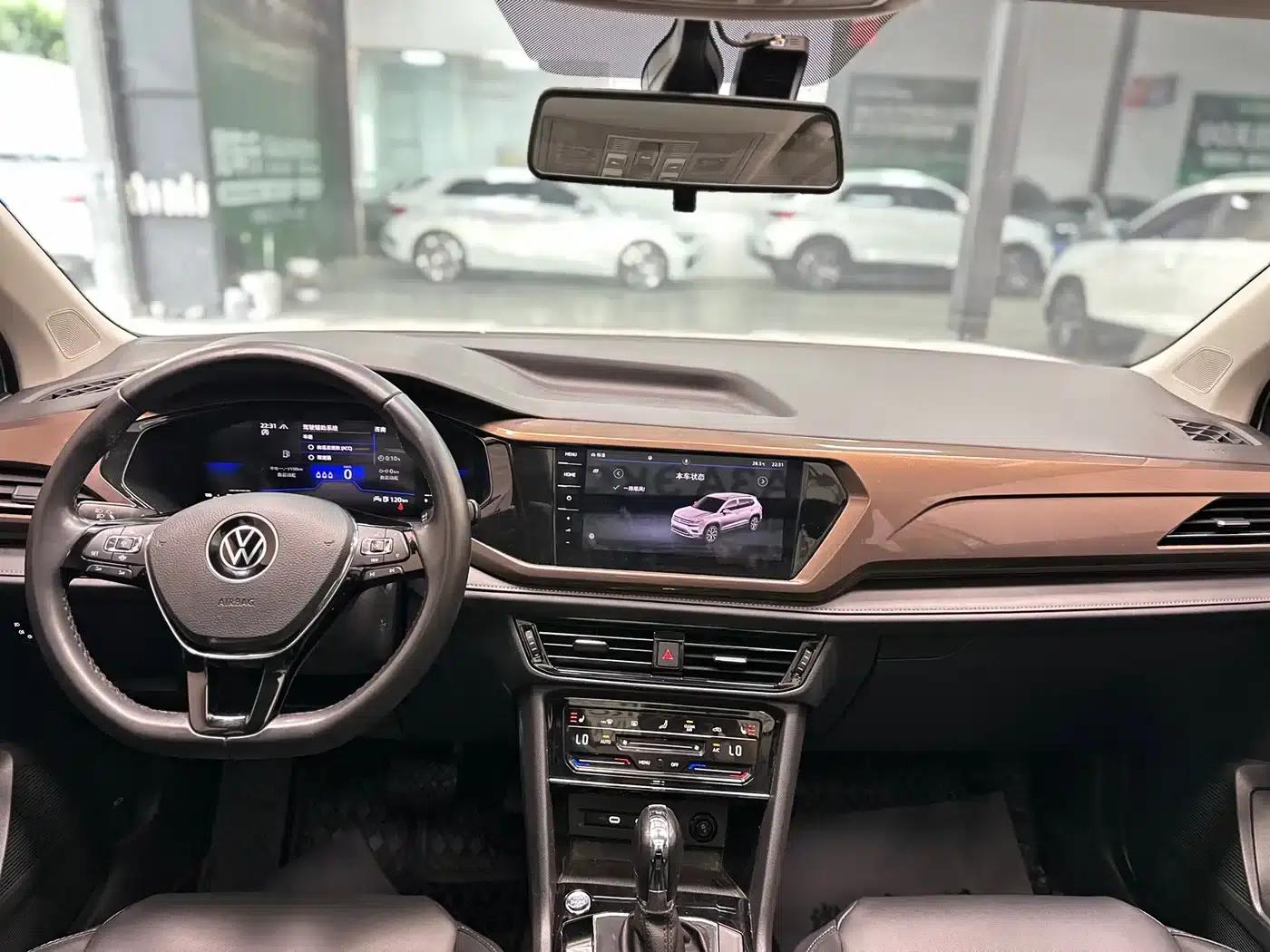 Tharu 2022 280TSI 2WD Luxury Edition — миниатюра 21