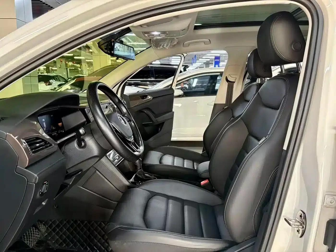 Tharu 2022 280TSI 2WD Comfort Edition — миниатюра 2