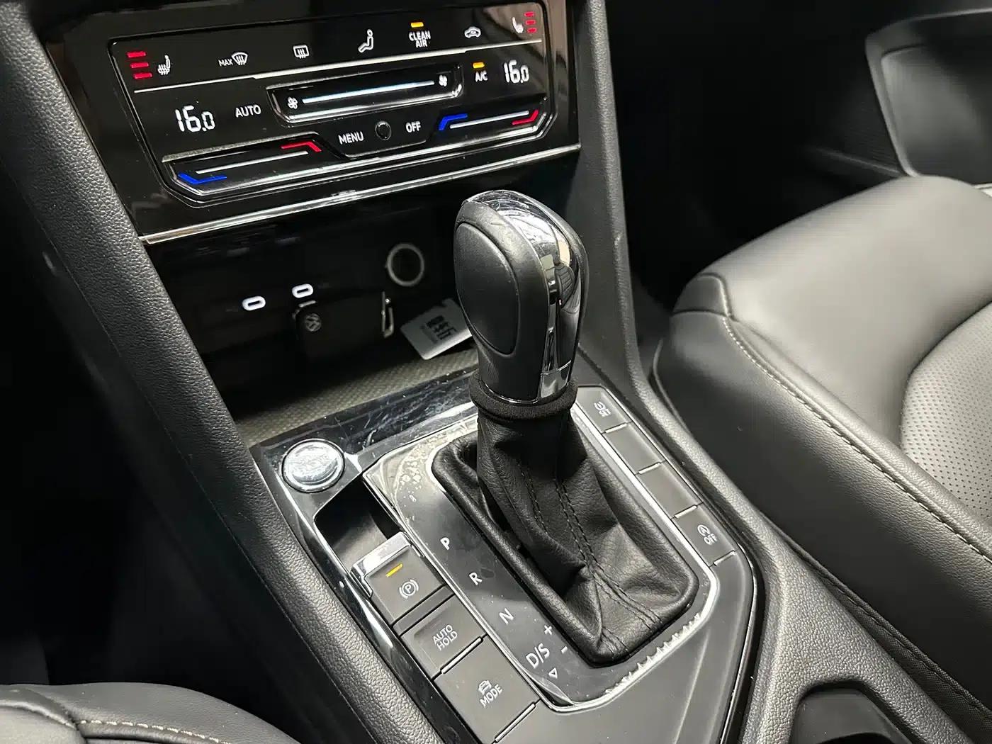 Tharu 2021 280TSI 2WD Luxury Edition PLUS — миниатюра 18
