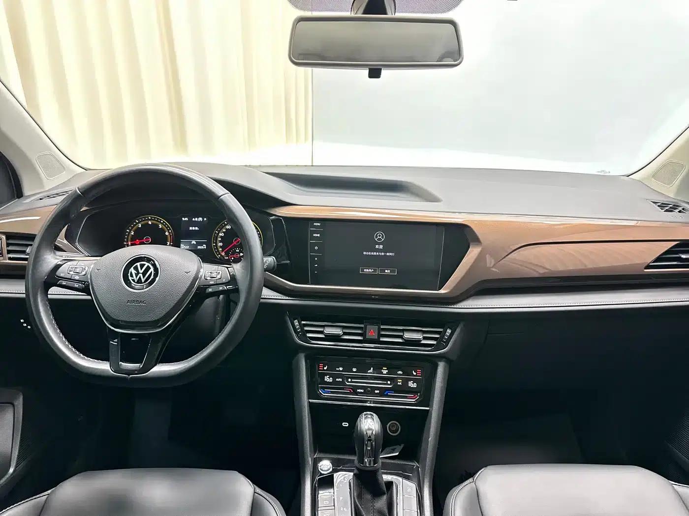 Tharu 2021 280TSI 2WD Luxury Edition PLUS — миниатюра 22