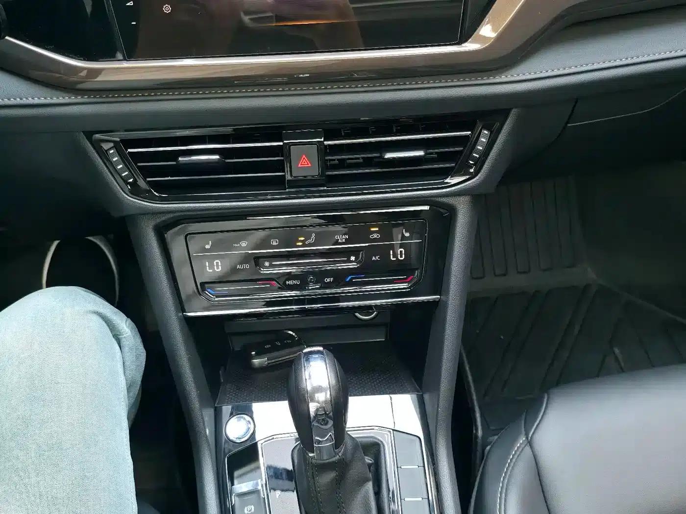 Tharu 2022 280TSI 2WD Luxury Edition — миниатюра 20
