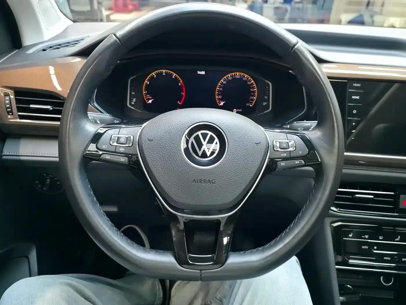 Tharu 2022 280TSI 2WD Luxury Edition — миниатюра 22