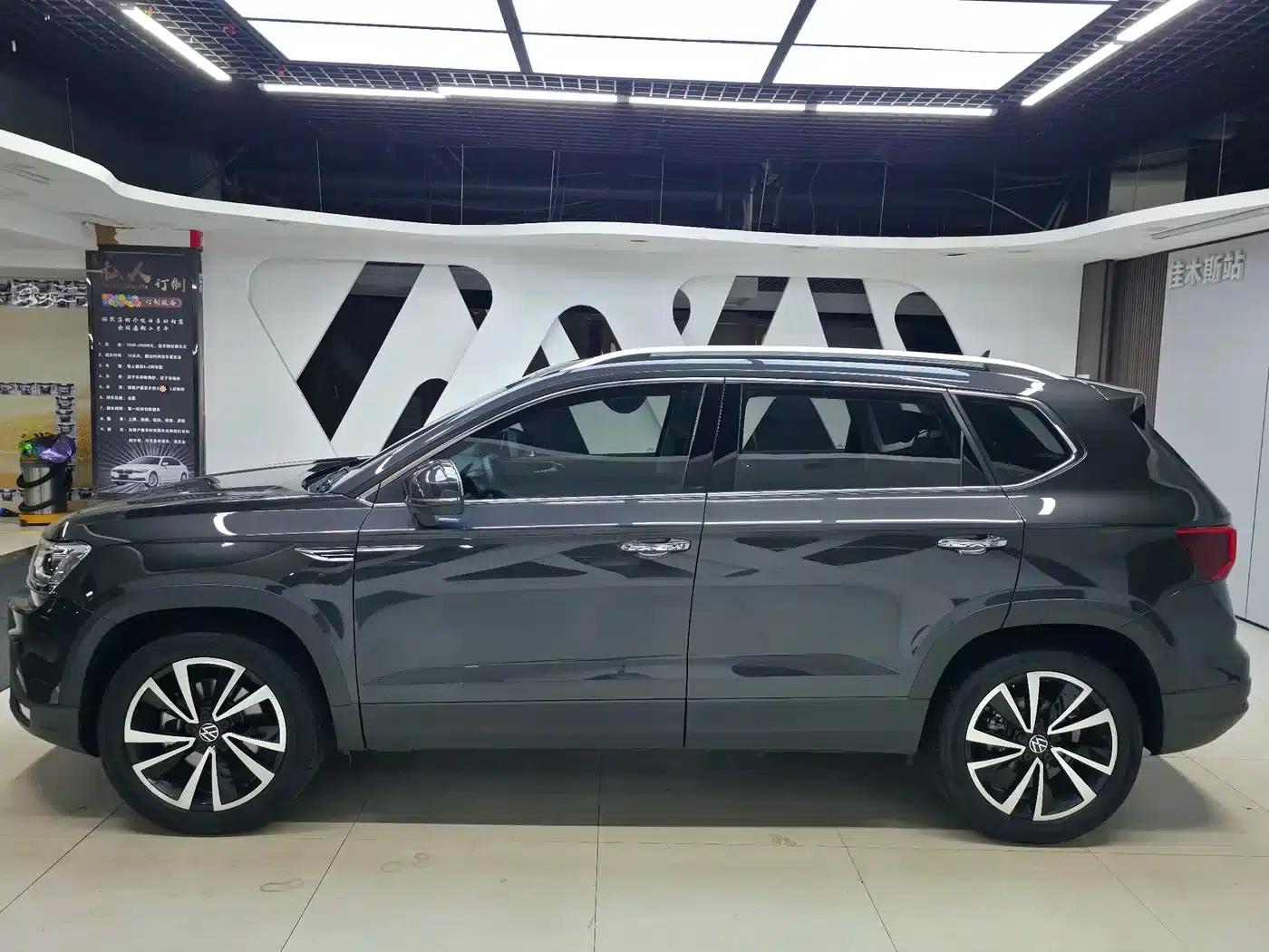 Tharu 2022 280TSI 2WD Luxury Edition — миниатюра 10