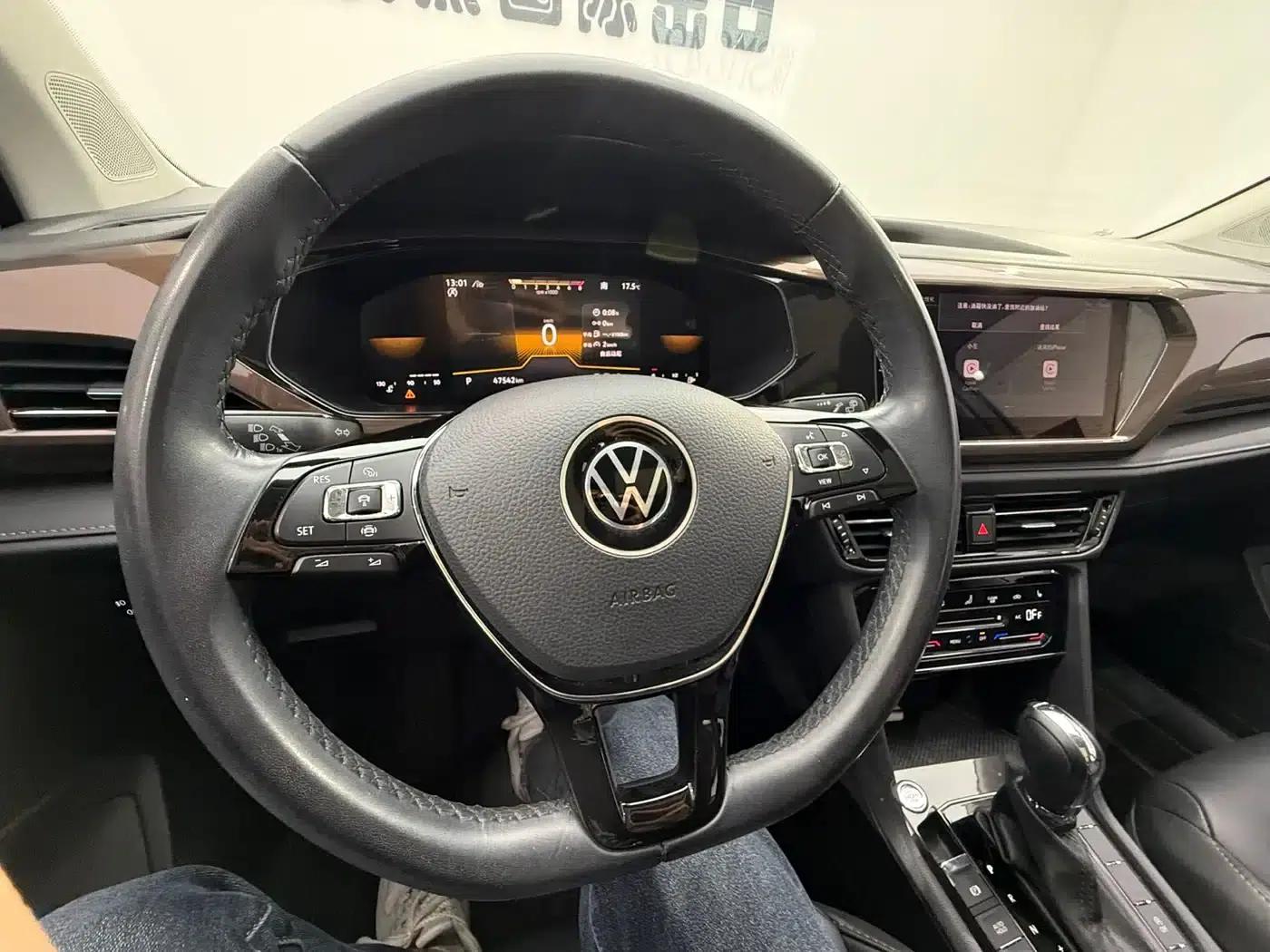 Tharu 2022 280TSI 2WD Luxury Edition — миниатюра 13