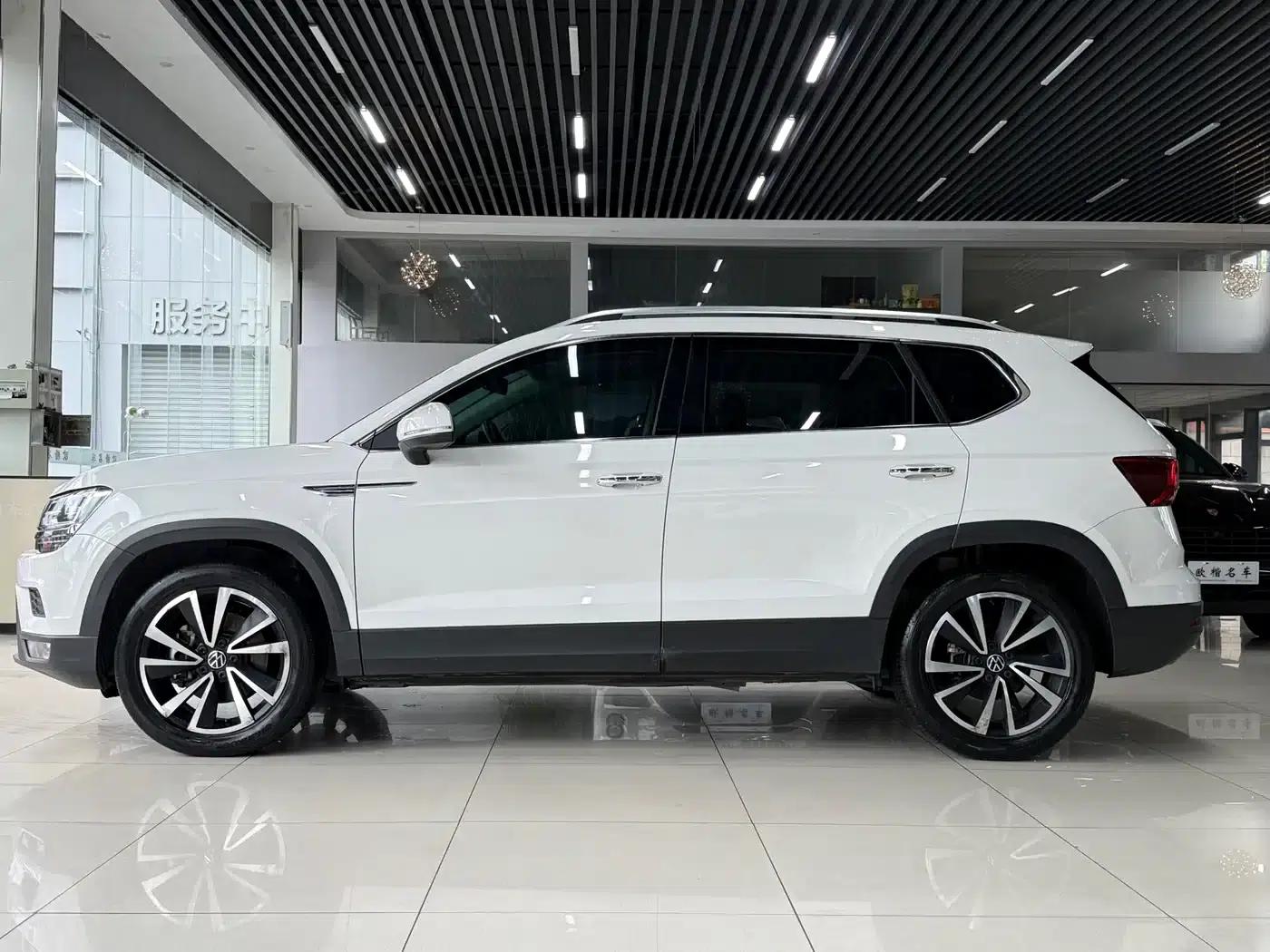 Tharu 2021 280TSI 2WD Luxury Edition — миниатюра 4