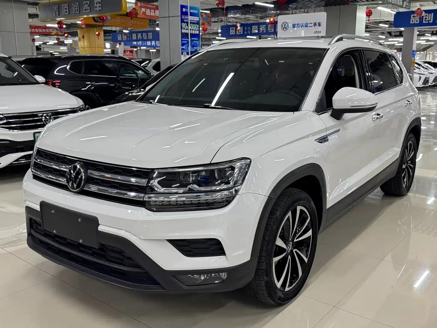 Tharu 2022 280TSI 2WD Luxury Edition — миниатюра 1