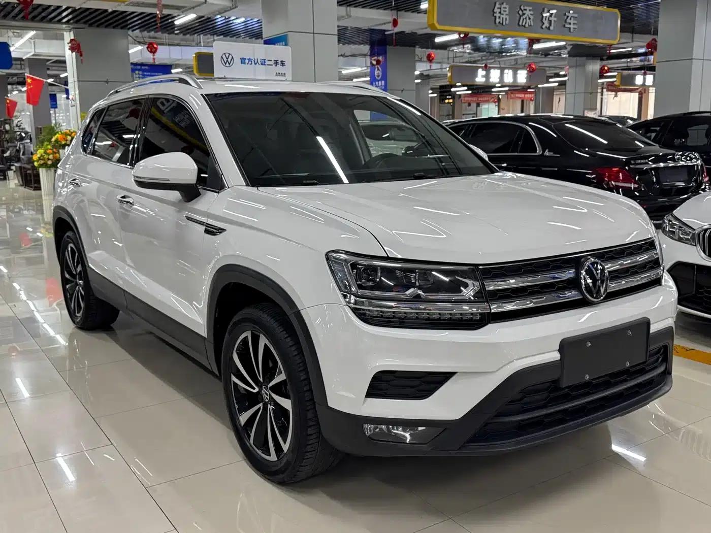 Tharu 2022 280TSI 2WD Luxury Edition — миниатюра 3